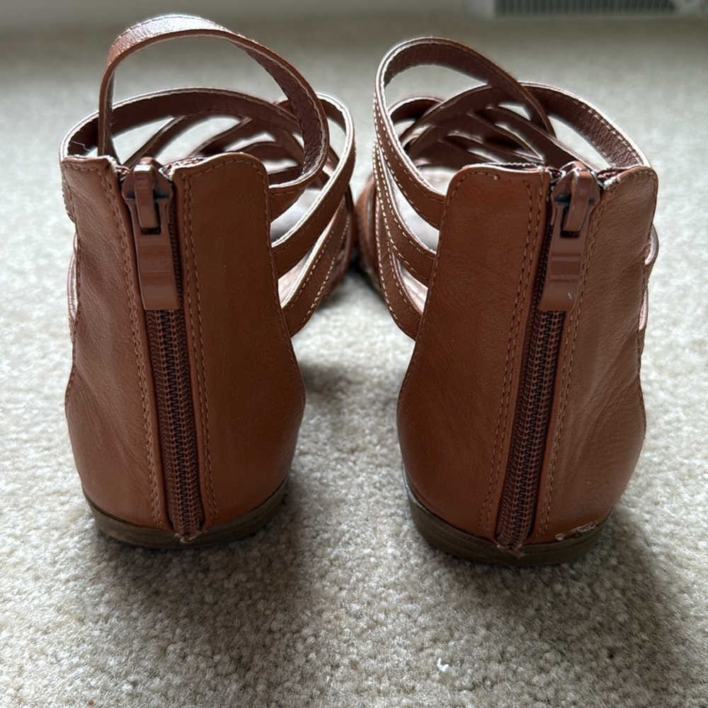 Ollio Women’s Gladiator Sandal - Picture 4 of 8